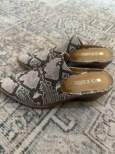 Dolcetta Serena Snake Print Slip On Mule Heels Women's Size 8.5