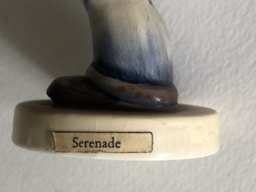 DE COLECCIÓN Figura Hummel Goebel SERENATA Niño Pequeño Soplando Su Cuerno 5" ALTO - Imagen 3 de 5