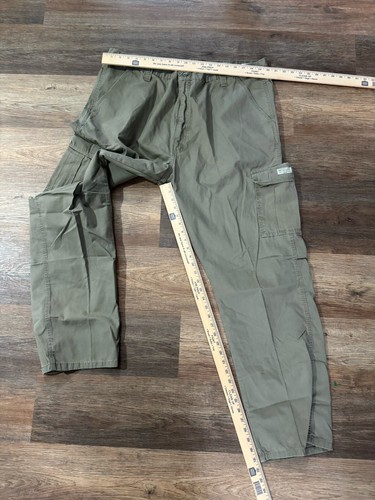 NWT Wrangler 42x32 Rip Stop Cargo Pants - (70L3WML) Tan Color - Picture 6 of 10
