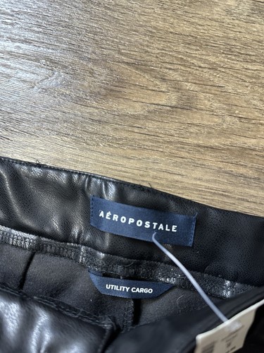 Pantaloni in pelle Aeropostale Utility Cargo Medium nuovi con etichette *manca il bottone* - Foto 4 di 6