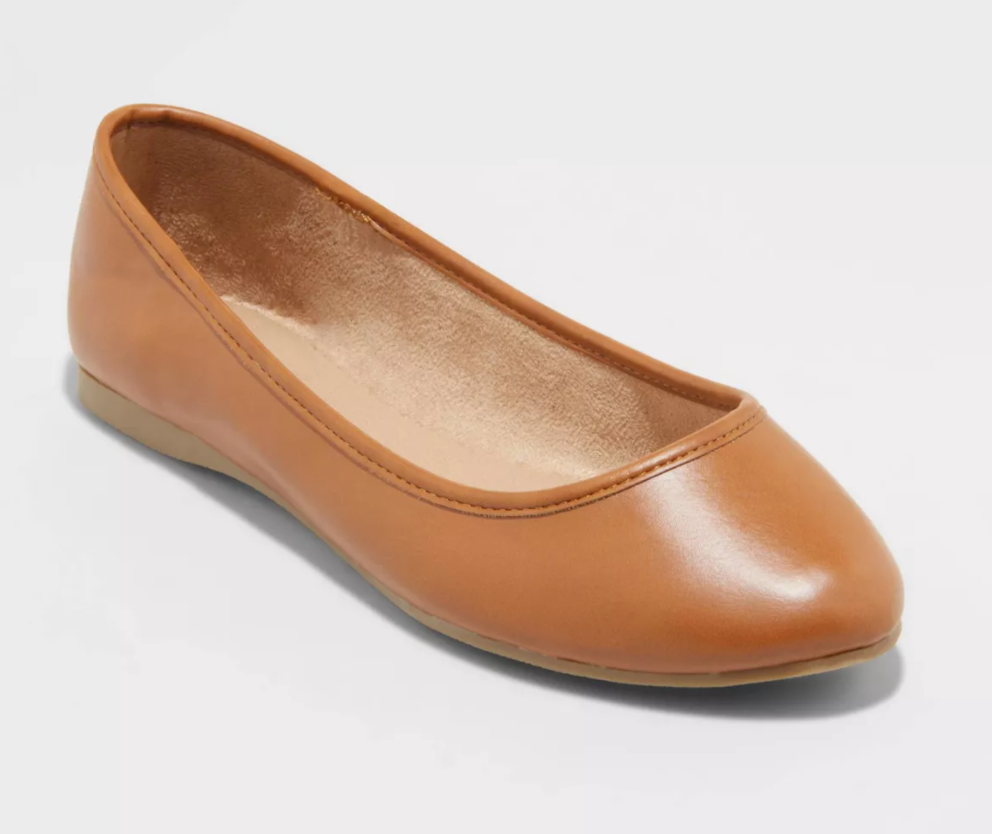 Women's Everly Faux Leather Round Toe Ballet Flats in Cognac Size
