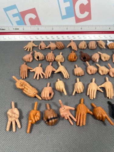 WWE Wrestling Mattel Elite & Ultimate HUGE 50 Hands Accessories Lot Set Fodder Z - Picture 3 of 6