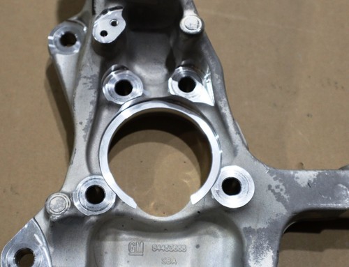 2019-2024 GMC Sierra 1500 Steering Knuckles L&R Silverado GM 84453668 84453669 - Picture 9 of 16
