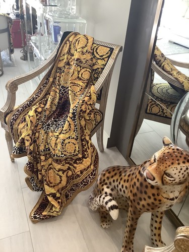 Atelier Versace Custom Made Animal Print Velvet Throw 55”55” Show Piece - Picture 8 of 12
