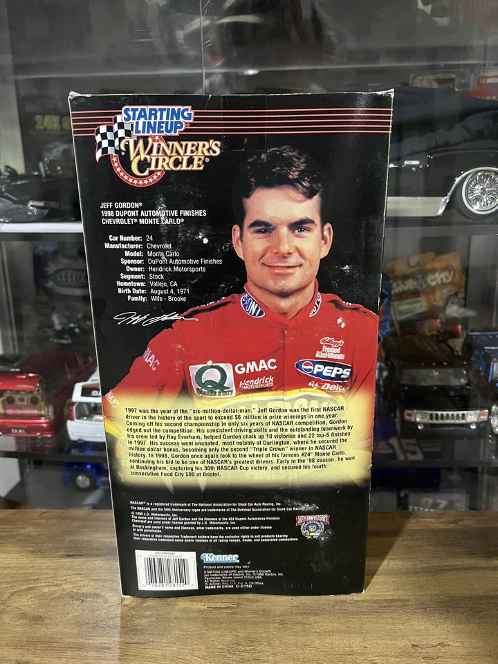 Figura de acción rara del círculo de ganadores de la alineación inicial de Jeff Gordon NASCAR L@@K Foto 4 de 4