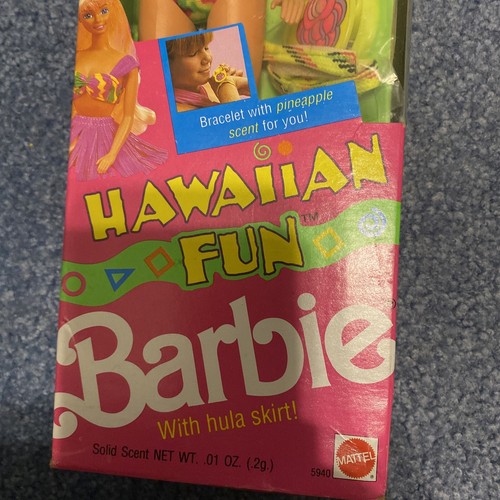 Hawaiian Fun Barbie Doll with Hula Skirt Mattel 5940 in Box vtg 1990 - Picture 2 of 10
