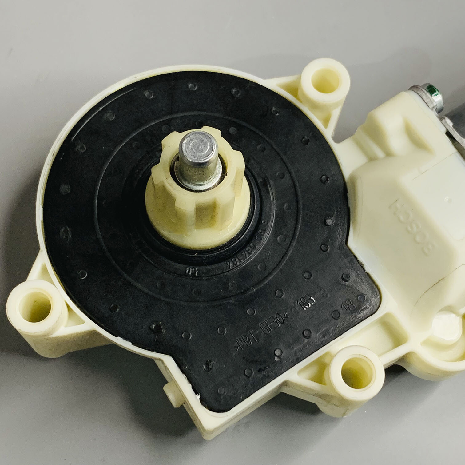 OE Bosch Power Window Motor 6004PA1122 Front Right For 2007 Ford