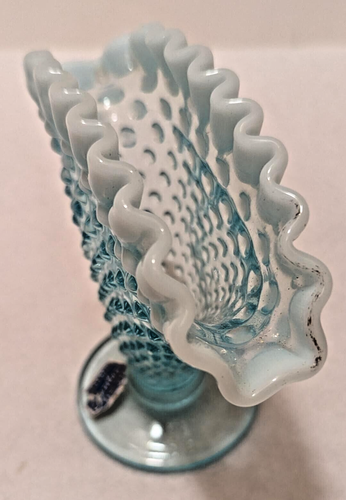 Fenton Handmade Blue Opalescent Fan Vase Glass with Ruffled Edge Vintage  - Picture 7 of 8