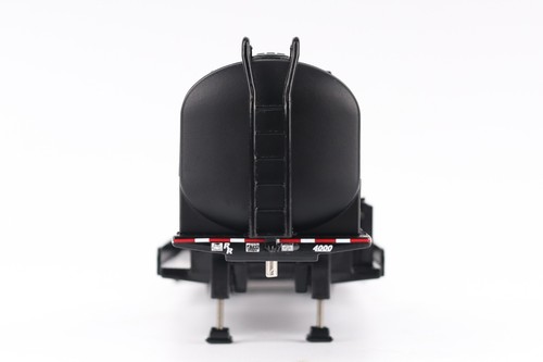 NEW Diecast Masters 1:64 *ROADRUNNER* Model 4000 Sprayer Transport Trailer NIB! - Picture 15 of 17