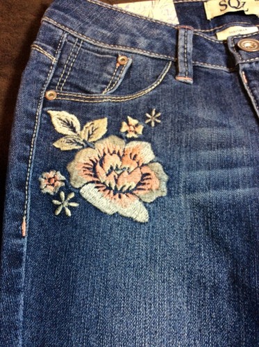 Girls Skinny Embroidered Destructed Ankle Jeans NWT Sizes 4,5,7,8,10,12 - Picture 5 of 12