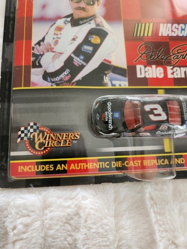 Dale Earnhardt Sr. 1999 Winners Circle 1:64 Stats and Standings - NASCAR - Picture 2 of 4
