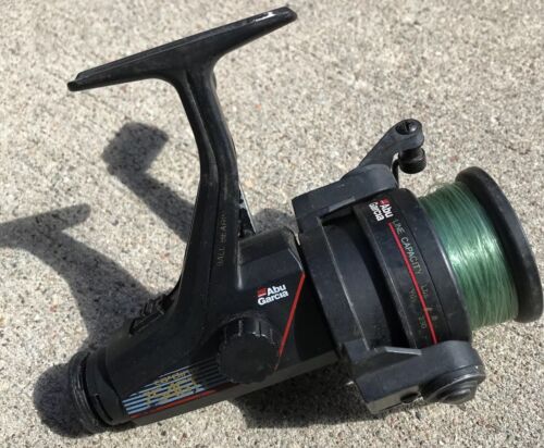 Abu Garcia Cardinal 754 GTI Spinnrolle - hergestellt in Japan - 1980er Jahre - guter Betriebszustand - Bild 3 von 9