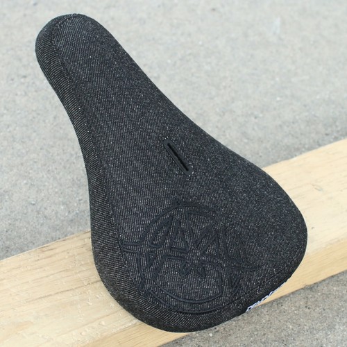 DEMOLITION BMX MARKIT BICYCLE PIVOTAL BLACK DENIM w/ BLACK LOGO - Picture 2 of 2
