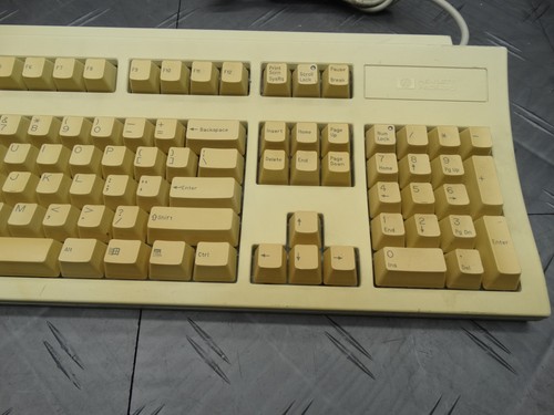 HP PS/2 Mechanical Keyboard Discolored D4950-63001 Mainframe Collection - Picture 6 of 11