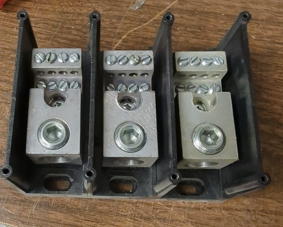 Picture 2 of 4