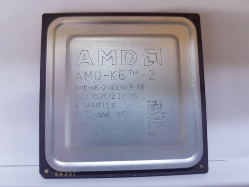 1 Pcs AMD K6-2 300MHz AMD-K6-2/300AFR-66 CPU Processor SS7 Super Socket 7 - Picture 2 of 9