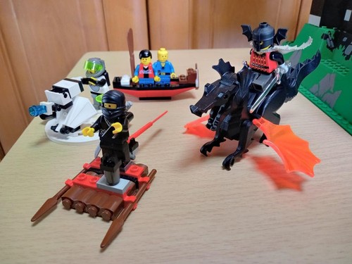 Lego 6090 Royal King's Castle, other items - Picture 9 of 15