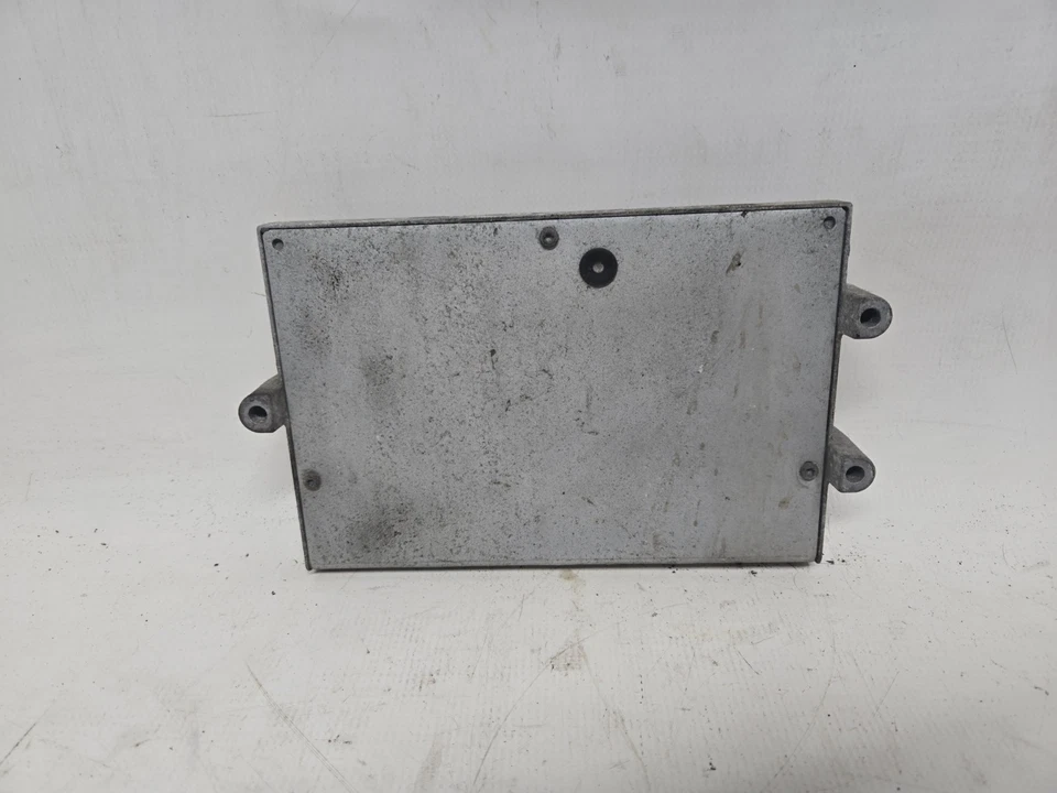 Computadora de motor ECM ECU manual Jeep Wrangler TJ 97 2,5 5010404AB 1997 Foto 3 de 3