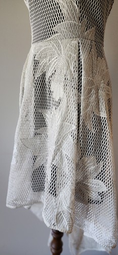 BNWT Wayne Cooper Fishtail Lace Dress Size 12 - Picture 3 of 5
