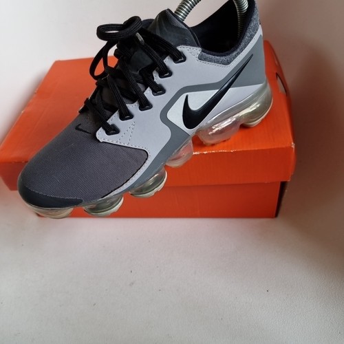 Nike Vapornax Junior Turnschuhe Gr. UK 5 ältere Jungen Sneaker React 270 - Bild 5 von 7
