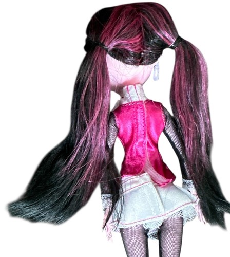 2021 Monster High Boo - Original Creeproduction Draculaura Puppe Pink Boots - Bild 5 von 7