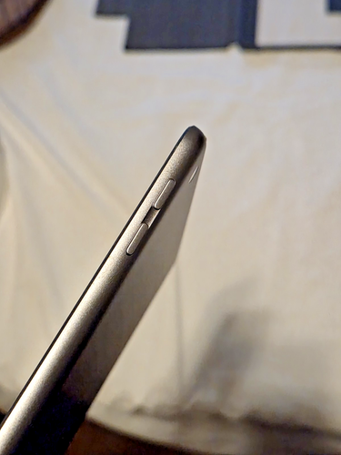 Apple iPad 5ta Generación A1822 128GB Wi-Fi 9.7" - COMO NUEVO Estado + Estuche Resistente Paquete - Imagen 6 de 15