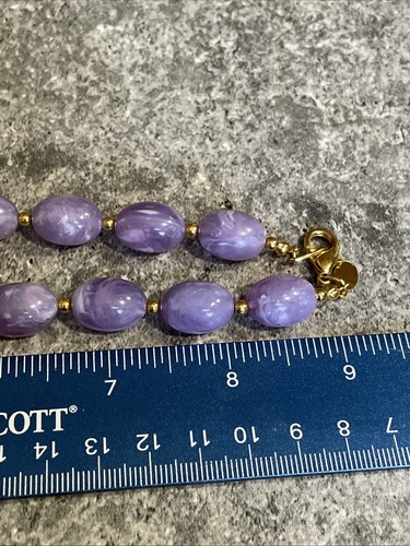 Joan River's Purple Lucite Oval Beaded Necklace Gold Spacers Jewelry GAR4-5 - Picture 6 of 8
