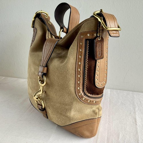 Bolso Hobo Coach F10420 Hampton Edición Limitada Marrón Gamuza con Cuero - Imagen 4 de 16