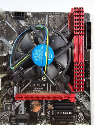 Gigabyte B360M Micro ATX Mainboard DDR4 mit i5-8500 CPU & 16GB RAM - Bild 8 von 14