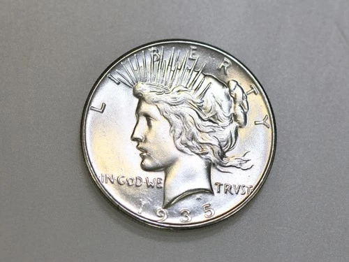 1935 $1 PEACE SILVER ONE DOLLAR GEM BU