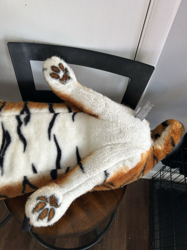 Melissa & Doug Large Lion and Tiger Plush Jumbo Giant Lifelike Stuffed Animals - Picture 19 of 22