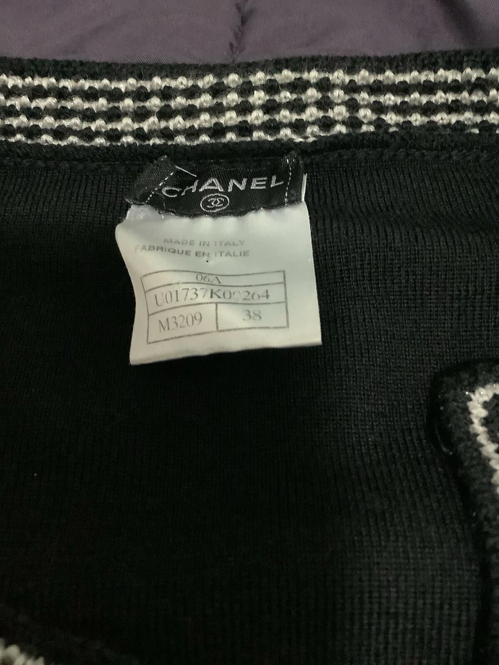 Chanel Twinset/ Emsemble - Image 4 of 4