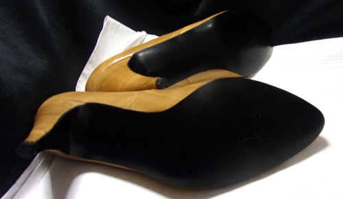 VINTAGE ENZO CAZALE  BEIGE EEL LEATHER CLASSIC Heels Pumps Size 9B- HONG KONG - Picture 18 of 18