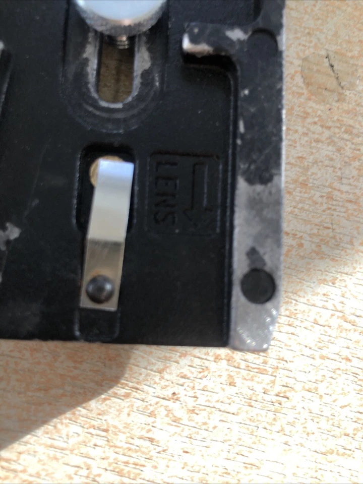 Manfrotto Quick Release 3,5" Long Plate For Tripod Head. Ex. - Image 4 of 4