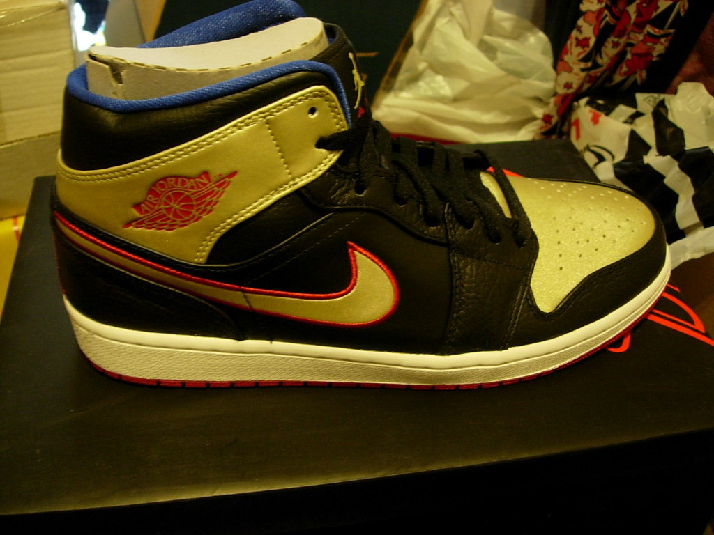 Nike Jordan One 1, Retro Mens 10, model 55472 013 The most popular shoes for men and women Nike Jordan One 1, Retro Mens 10, model 55472 013 The most popular shoes for men and women