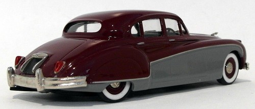 Milestone Miniatures 1/43 Scale GC6MG - 1958-61 Jaguar Mk.IX - Maroon Grey - Picture 3 of 5