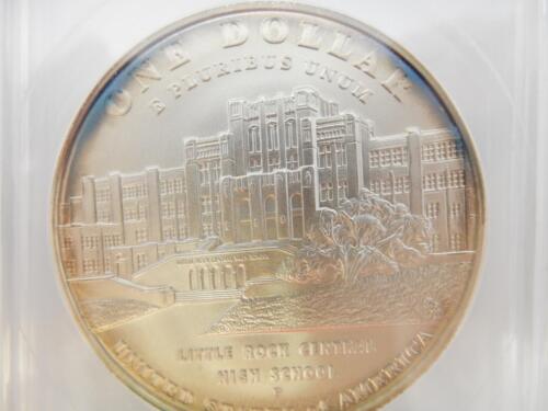 2007-P desegregación conmemorativa, ANACS como nuevo 70, $1 90% plata, #F12 - Imagen 4 de 4