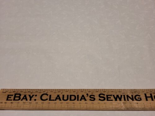 Floral Print BTY Unbranded White on White - Picture 2 of 3
