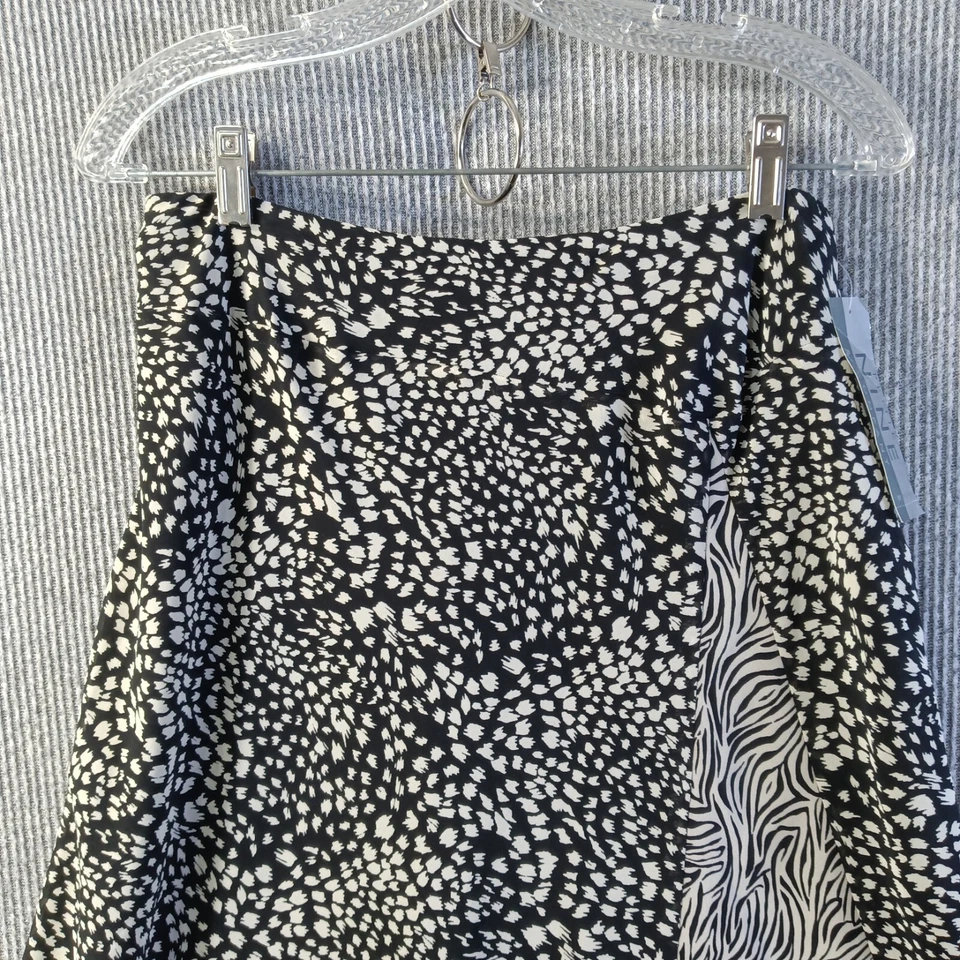 Falda Nine & Company Mujer 12 Pequeña Geométrica Estampado Abstracto Dobladillo Irregular Nueva con Etiquetas Foto 2 de 4