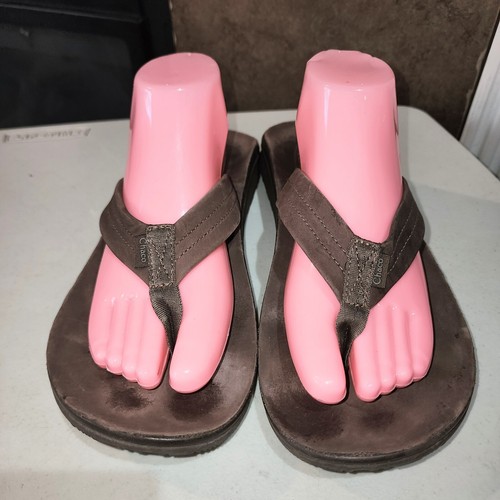 CHACO Sz 10 Classic Brown Leather Flip Flop Style Thong Beach Casual Sandals EUC - Picture 2 of 9