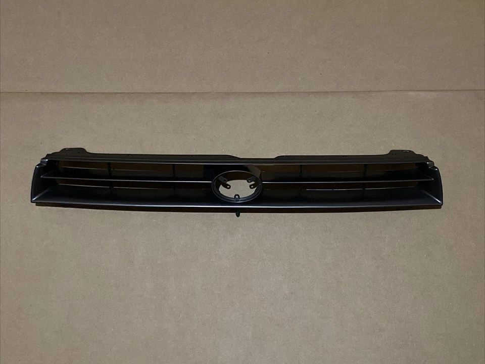 fits 1992-1996 TOYOTA CAMRY Front Bumper Upper Grille NEW - Image 2 of 3