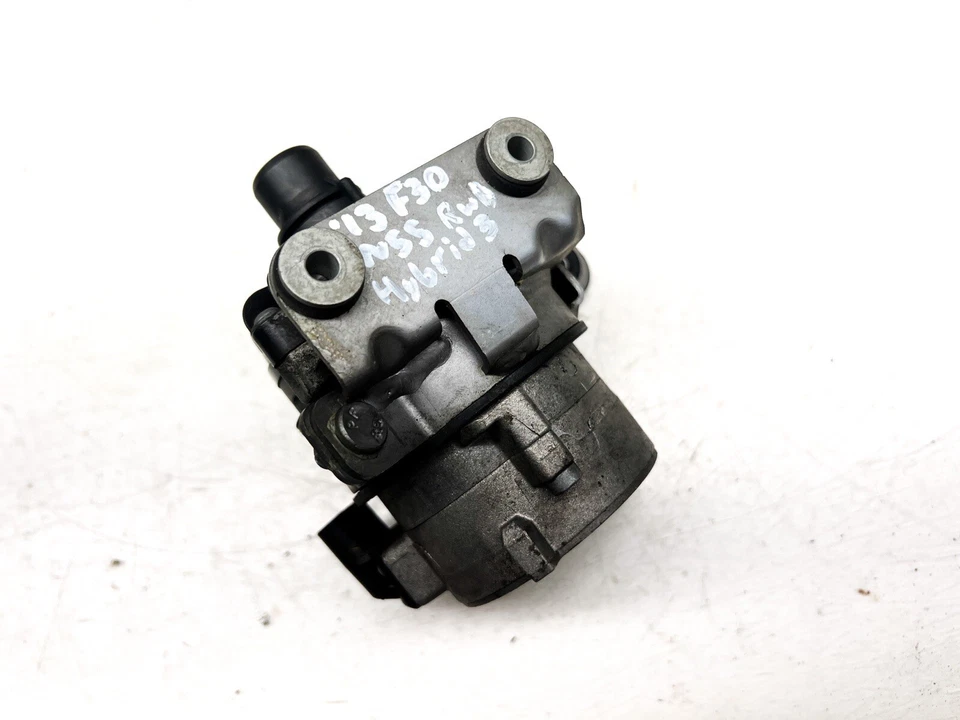 Bomba de agua eléctrica auxiliar ActiveHybrid 3 5 7 13-15 OEM BMW F30 F10 F01 F02 Foto 4 de 4