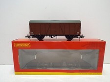 HORNBY R6640 LMS 4 WHEEL CCT VAN 37012 NOS BOXED (C1359)