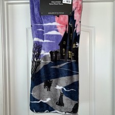 NWT Halloween Spooky Haunted House Witch Bats Black Cat Moon Throw Blanket 50x60