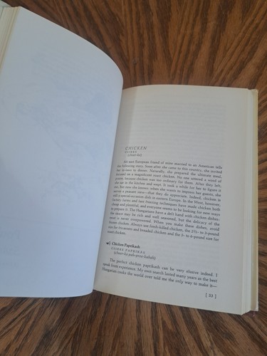 The Hungarian Cookbook: The Pleasures of Hungarian Food & Wines, Susan Derecskey - Picture 5 of 5