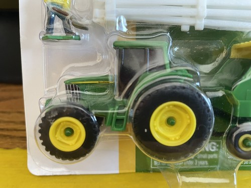 JOHN DEERE 10 PIECE FARM SET 1/64 TOMY NIP LICENSED BY DEERE - Picture 2 of 6