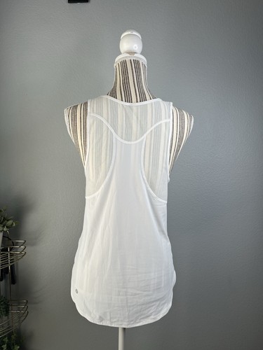 Lululemon Racerback Shirt Women Size 6-8 White Athletic Gym Shirt Running Top - Picture 3 of 3