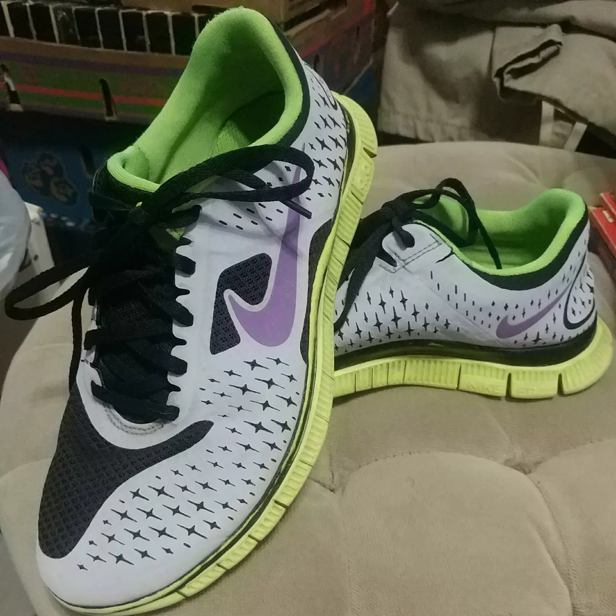 Nike Free 4.0 V2 Running Shoes 511527 055 White Black Yellow Women s Size 8