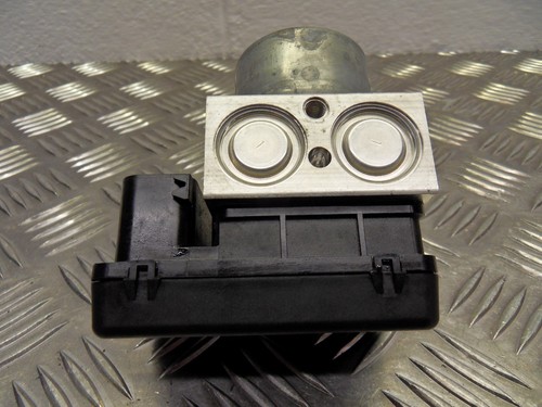 Unidad de control de bomba ABS Kawasaki ZX6R 636 2013 a 2016 - Imagen 5 de 9
