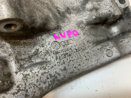 GENUINE VOLKSWAGEN LUPO 1.4 ALTERNATOR BRACKET 030145189 1998-2005 - Picture 2 of 3